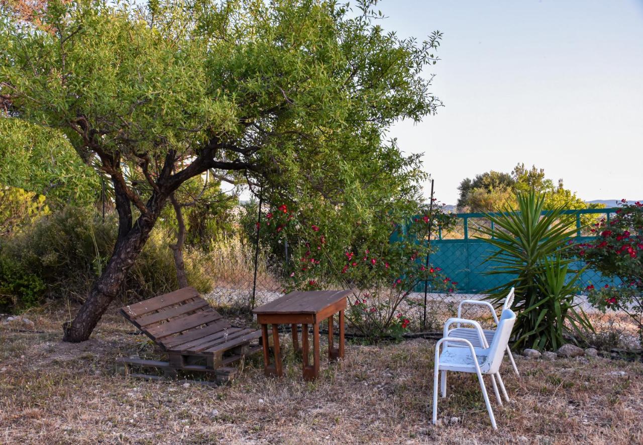 Drolma Ling Nature Cabins Theológos Dış mekan fotoğraf