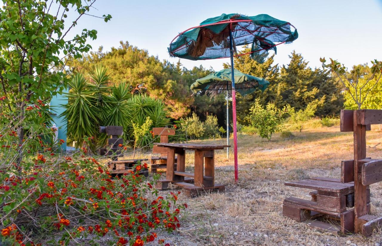 Drolma Ling Nature Cabins Theológos Dış mekan fotoğraf